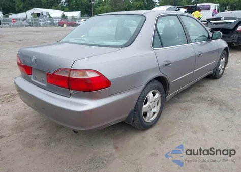 2000 Honda Accord 3.0 Ex из США, поврежденный, VIN 1HGCG1659YA097742